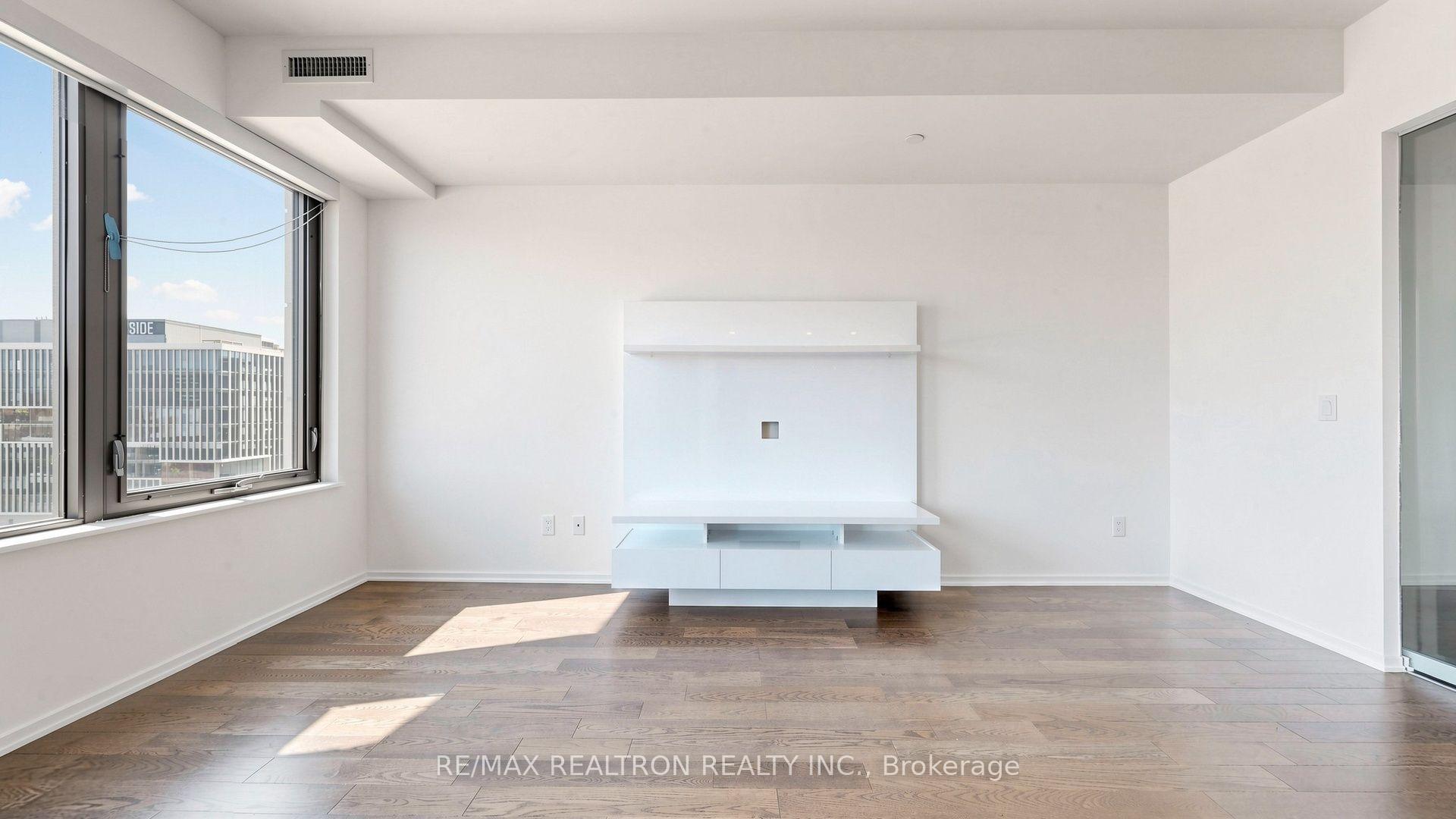 Photo 15 of Unit #906, 12 Bonnycastle Street, Toronto, Waterfront Communities — HOMEH