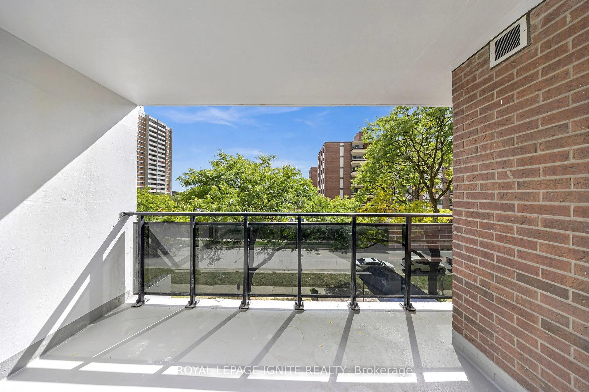 Photo 12 of Unit 303, 20 Gilder Drive, Scarborough, Eglinton East — HOMEH