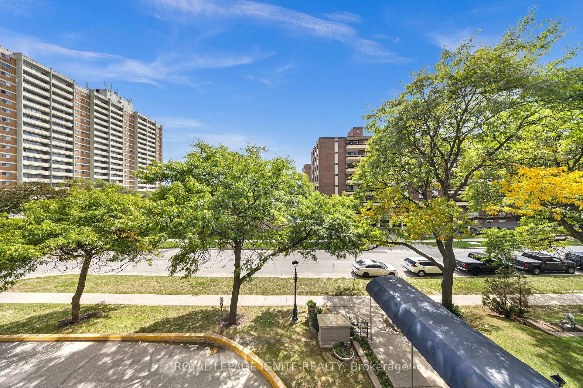 Photo 13 of Unit 303, 20 Gilder Drive, Scarborough, Eglinton East — HOMEH