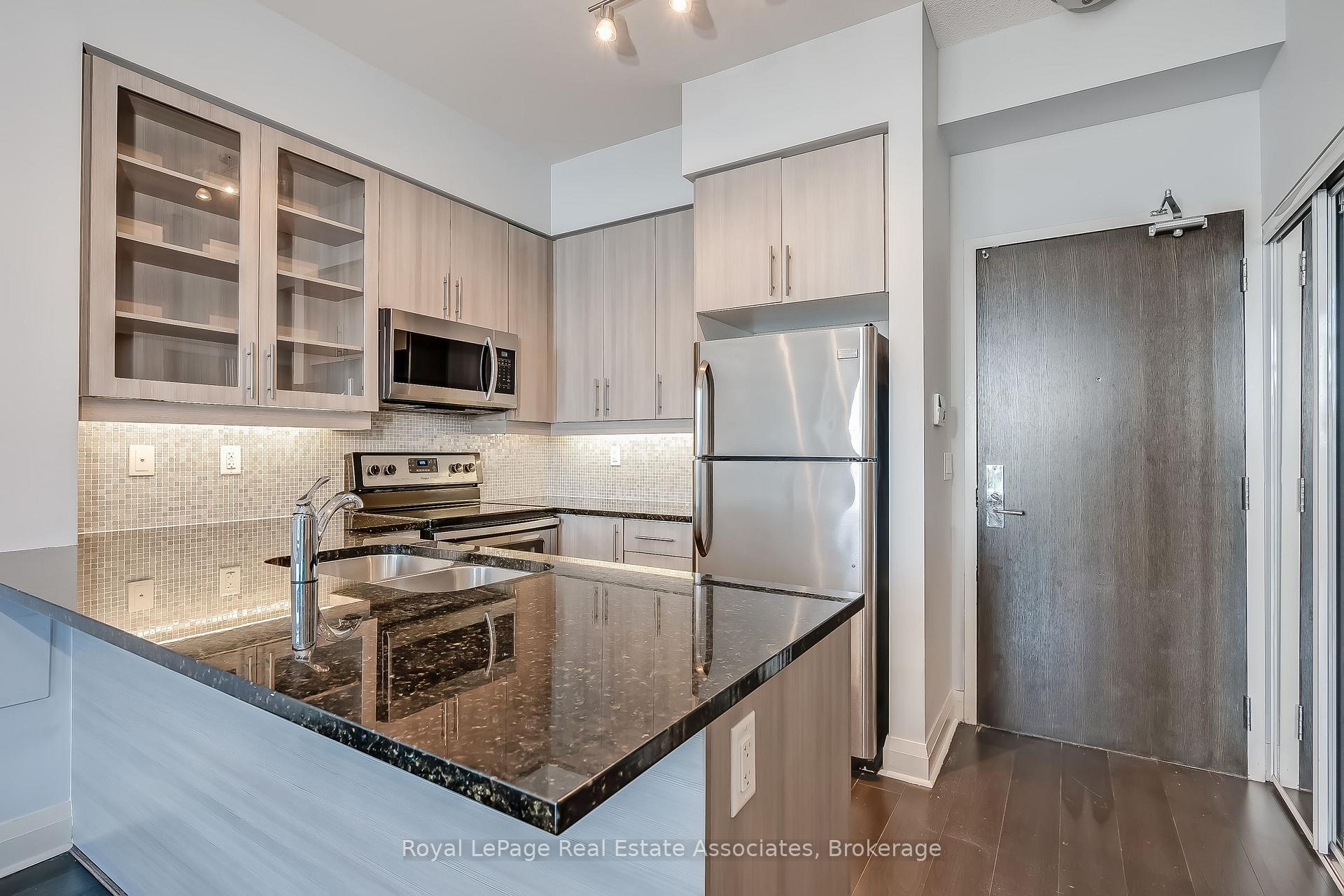 Photo 5 of Unit 513, 1185 The Queensway, Etobicoke, Islington-City Centre West — HOMEH