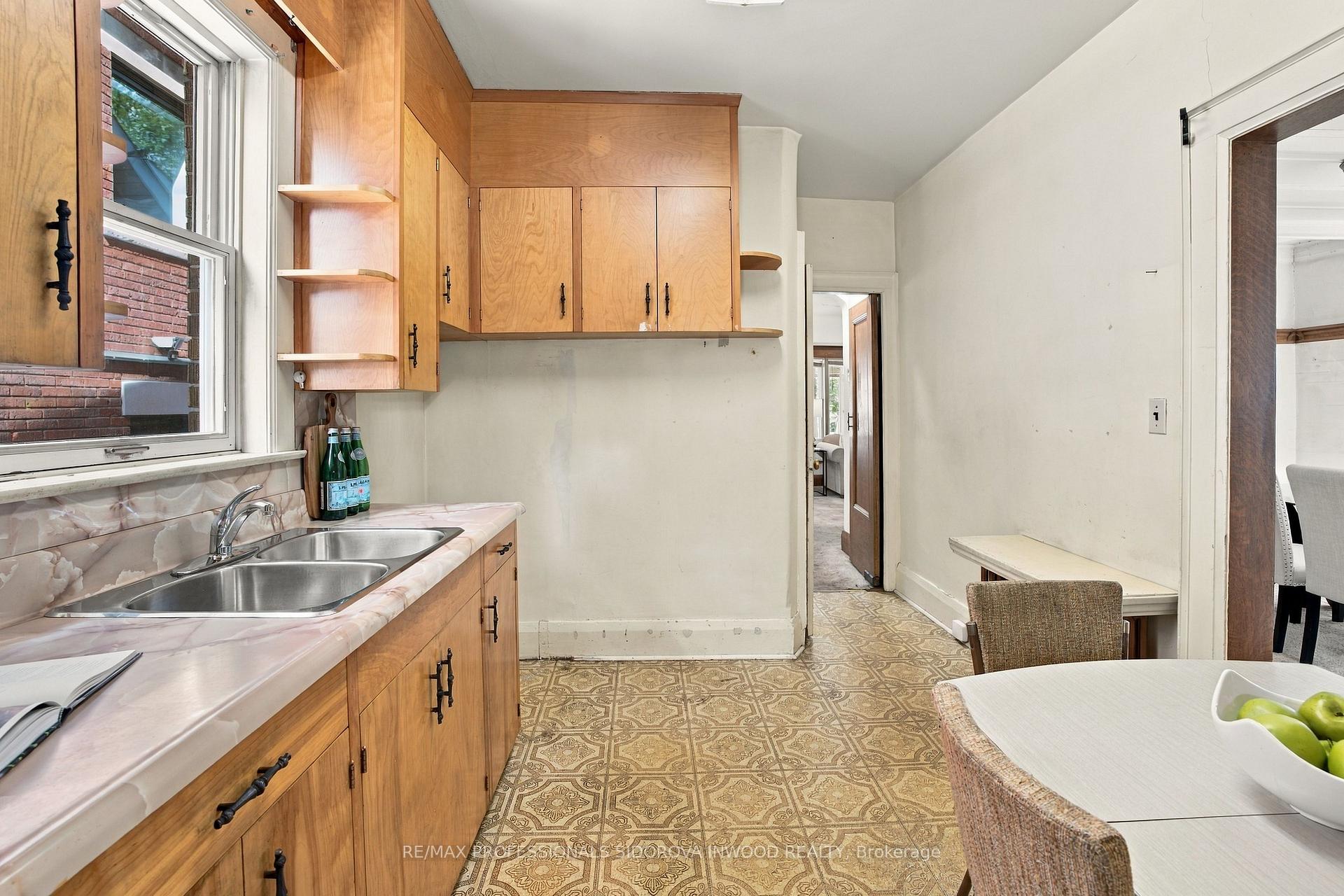 Photo 12 of 282 Kennedy Avenue, Toronto, High Park North — HOMEH