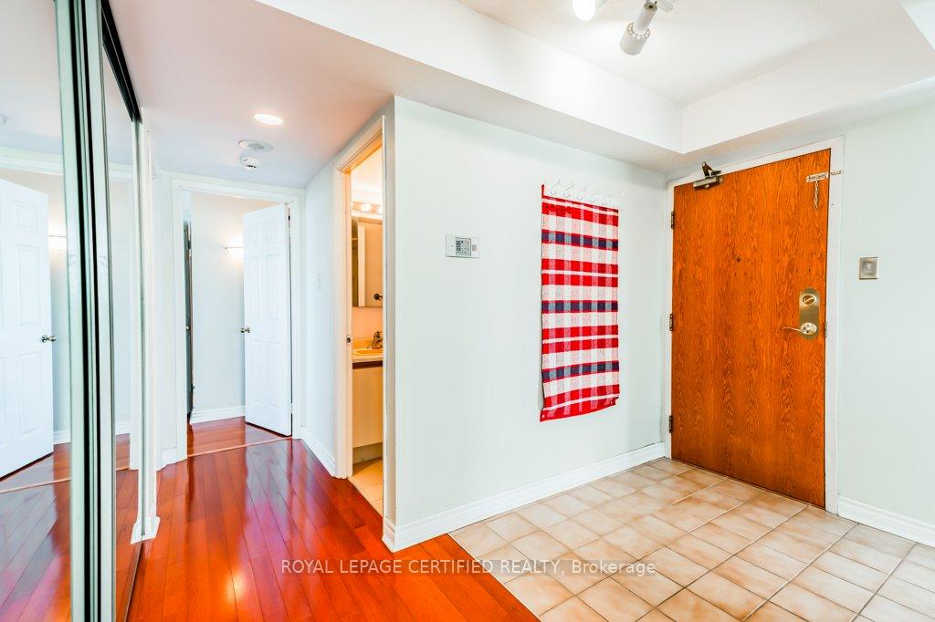 Photo 2 of Unit 304, 320 Mill Street S, Brampton, Brampton South — HOMEH