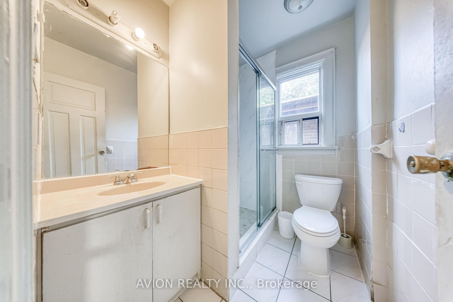 Photo 27 of 54 Ryerson Avenue, Toronto, Kensington-Chinatown — HOMEH