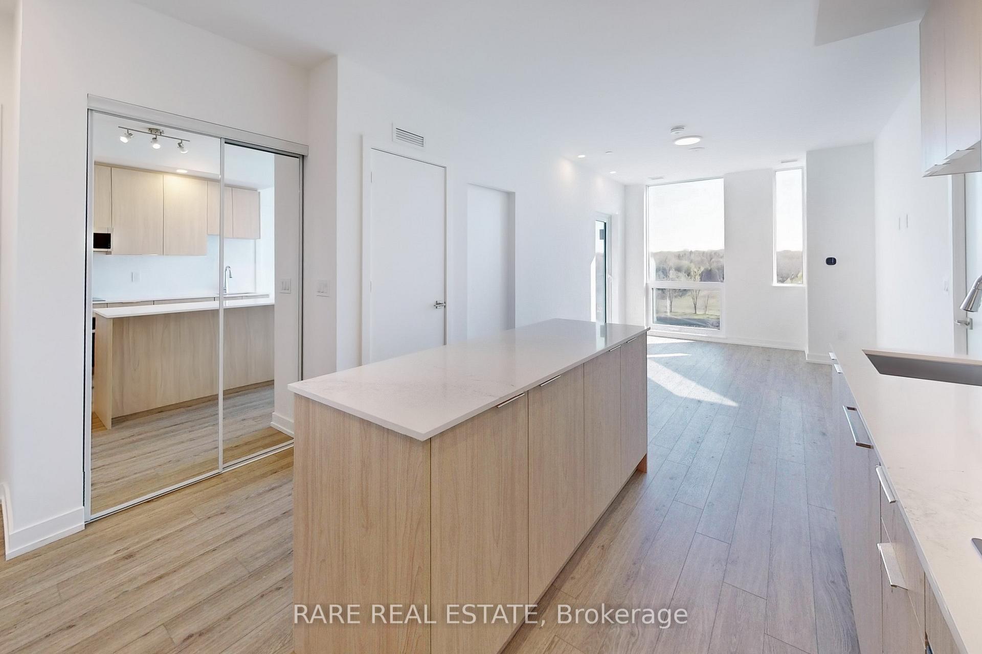 Photo 5 of Unit 631, 2501 Saw Whet Boulevard, Oakville, Glen Abbey — HOMEH