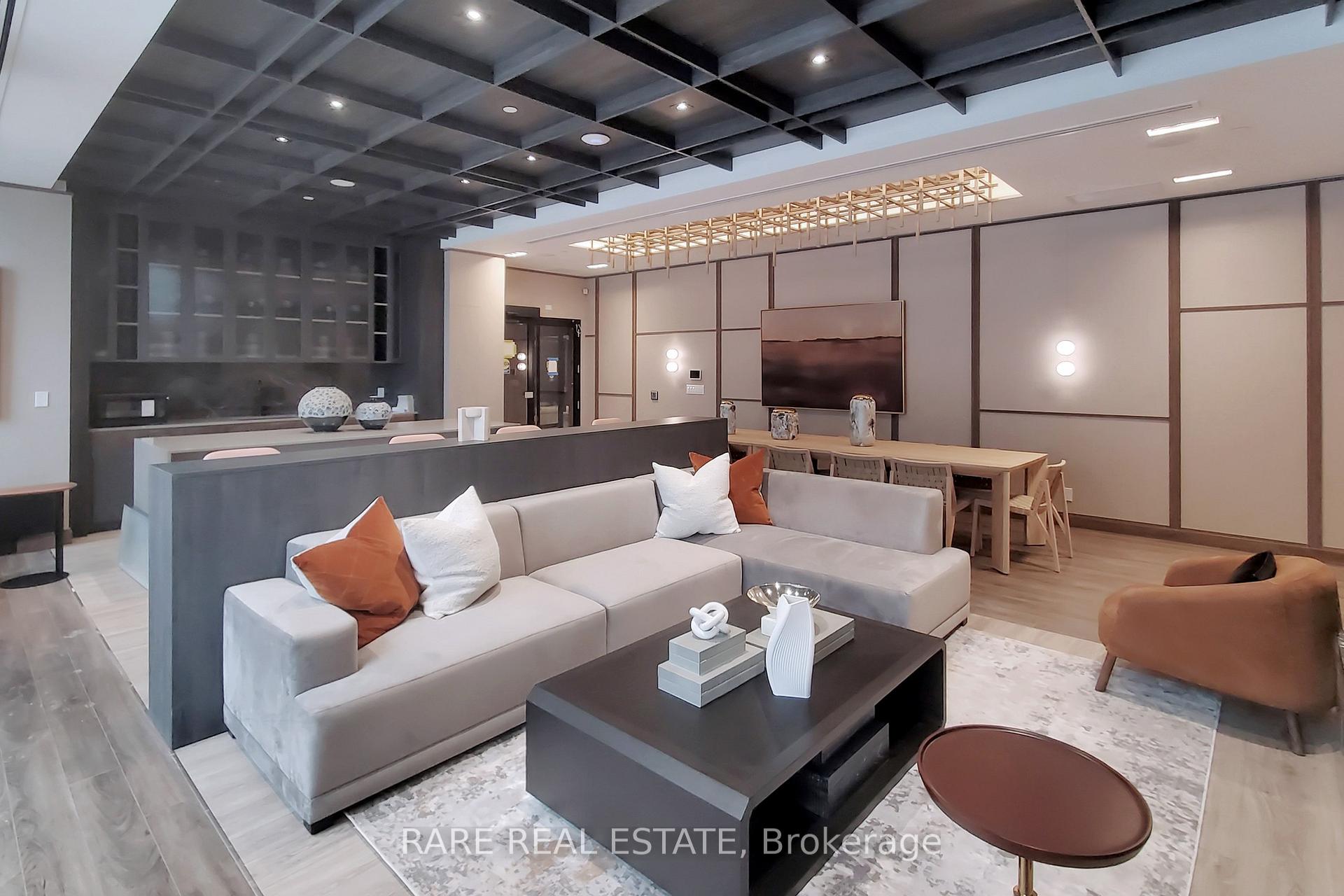 Photo 23 of Unit 631, 2501 Saw Whet Boulevard, Oakville, Glen Abbey — HOMEH