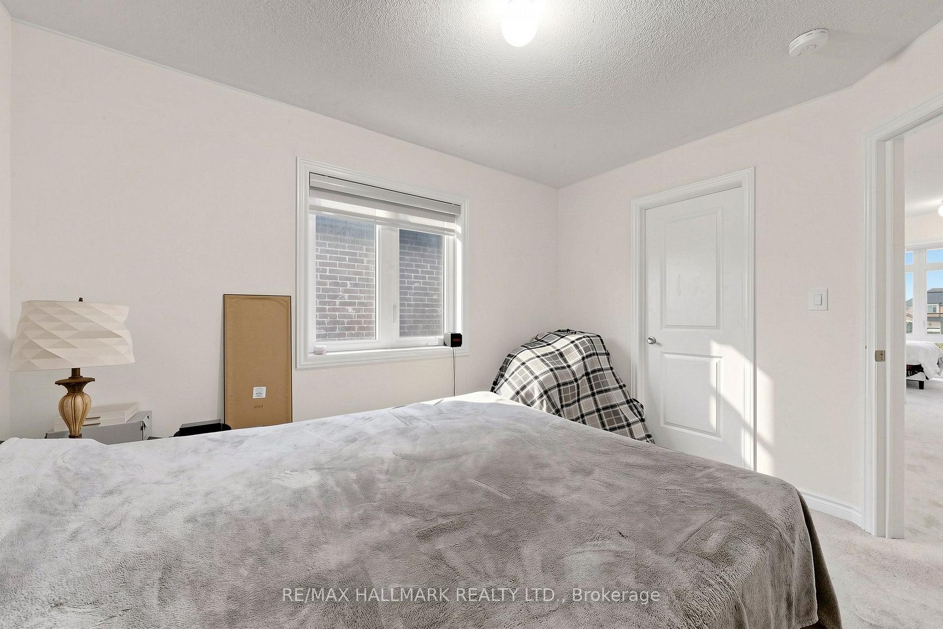 Photo 38 of 6 Peter Hogg Court, Whitby, Rural Whitby — HOMEH