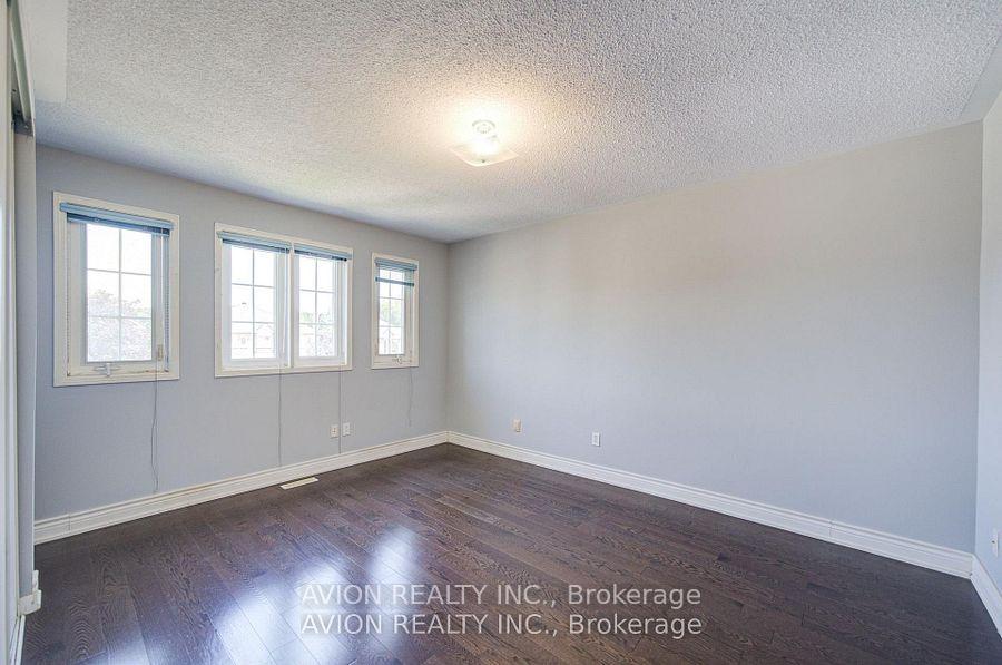Photo 13 of 29 Charrington Crescent, Markham, Unionville — HOMEH