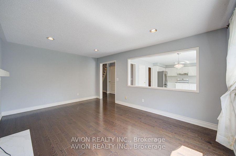Photo 16 of 29 Charrington Crescent, Markham, Unionville — HOMEH