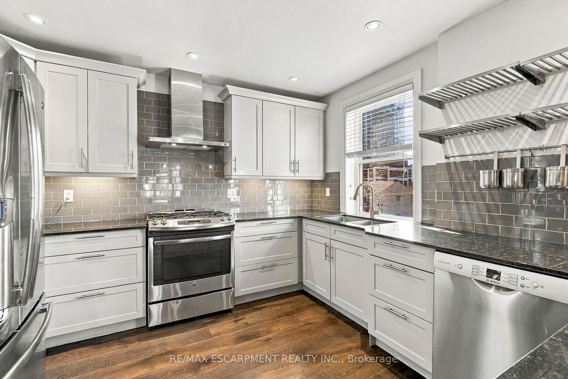 Photo 17 of Unit 4, 172 1/2 James Street N, Hamilton, Corktown — HOMEH