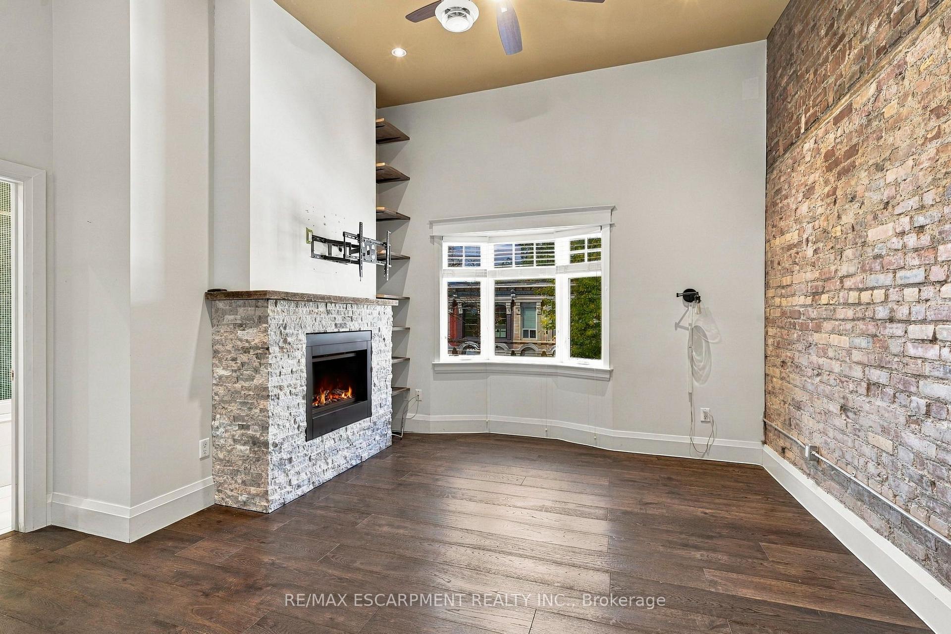Photo 25 of Unit 4, 172 1/2 James Street N, Hamilton, Corktown — HOMEH