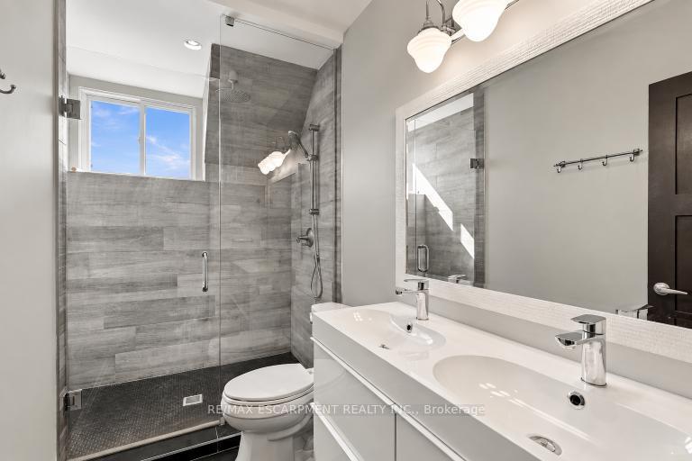 Photo 49 of Unit 4, 172 1/2 James Street N, Hamilton, Corktown — HOMEH