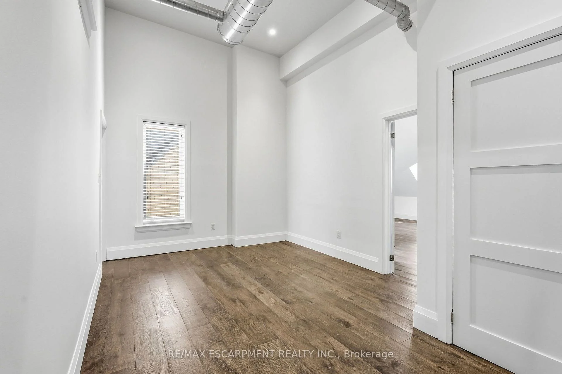 Photo 40 of Unit 4, 172 1/2 James Street N, Hamilton, Corktown — HOMEH