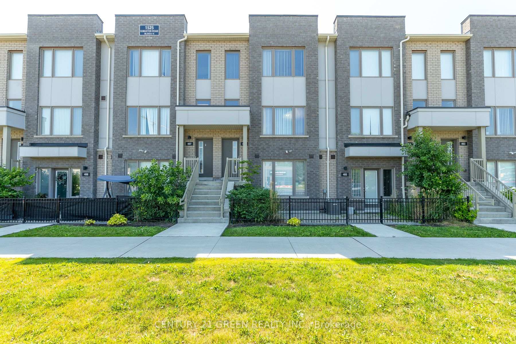 Photo of Unit 406, 1525 Kingston Road