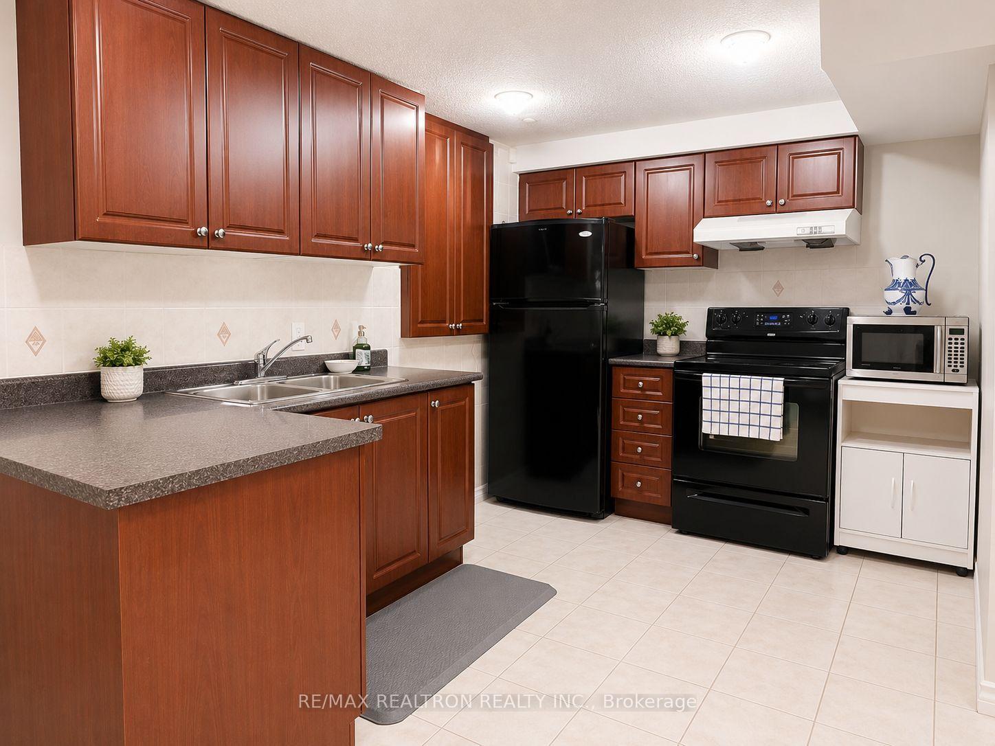 Photo 5 of Unit Basement, 50 Beulah Drive, Markham, Middlefield — HOMEH