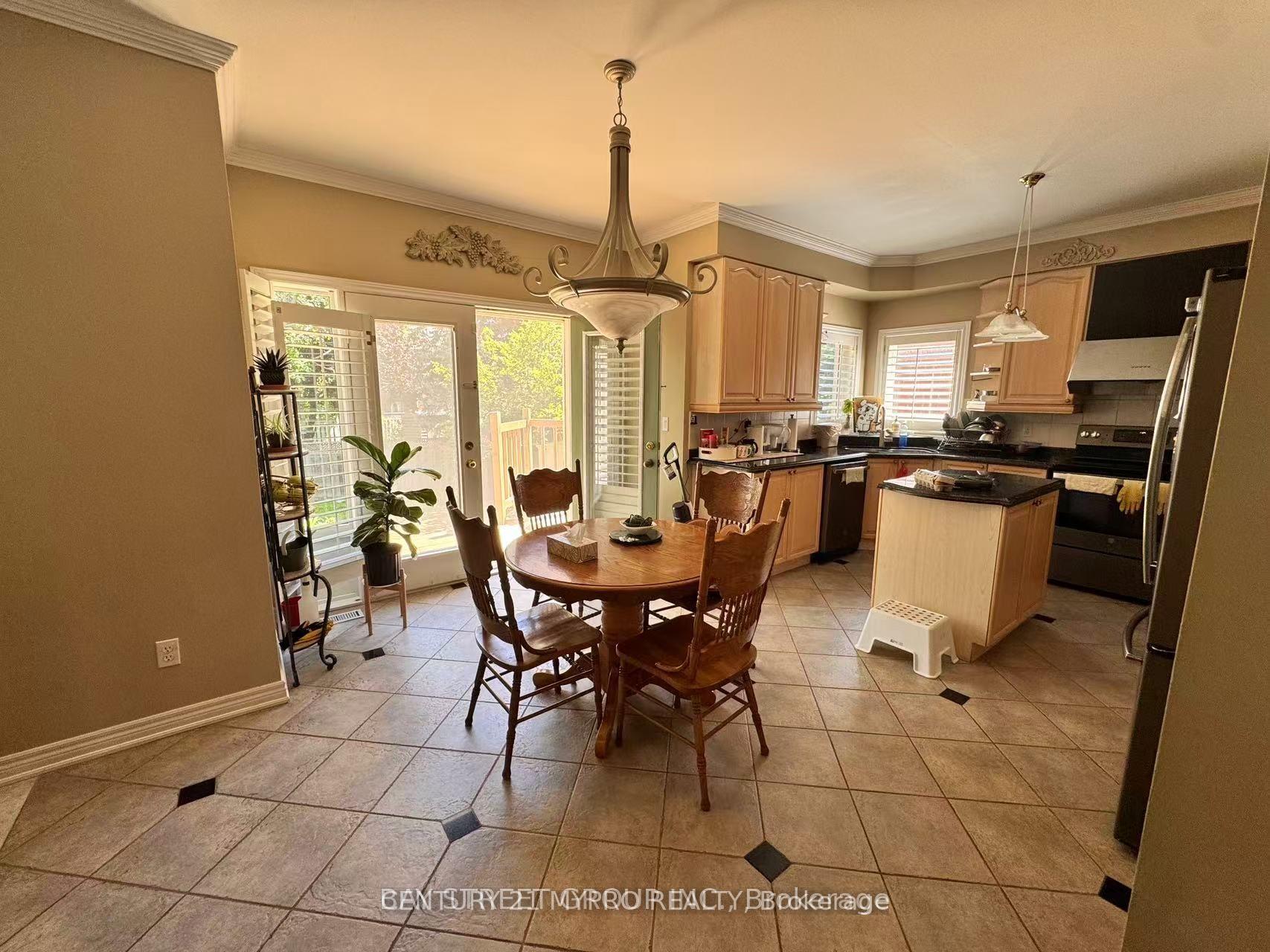 Photo 10 of 2179 North Ridge Trail, Oakville, Joshua Creek — HOMEH