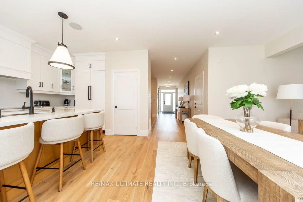 Photo 23 of Unit 6, 100 Watershore Drive, Hamilton, Lakeshore — HOMEH
