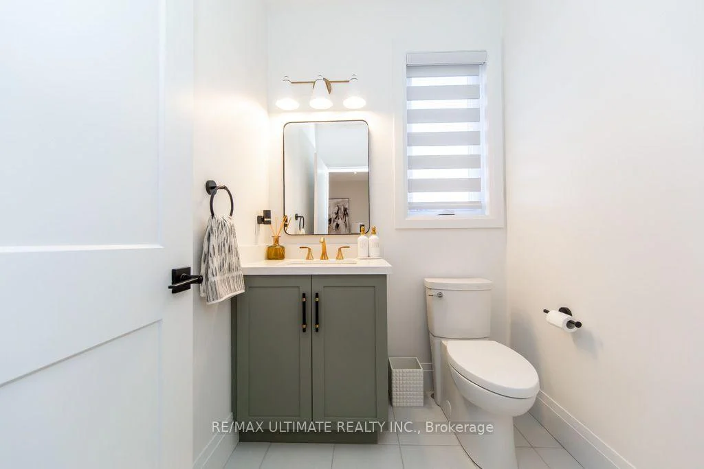Photo 37 of Unit 6, 100 Watershore Drive, Hamilton, Lakeshore — HOMEH