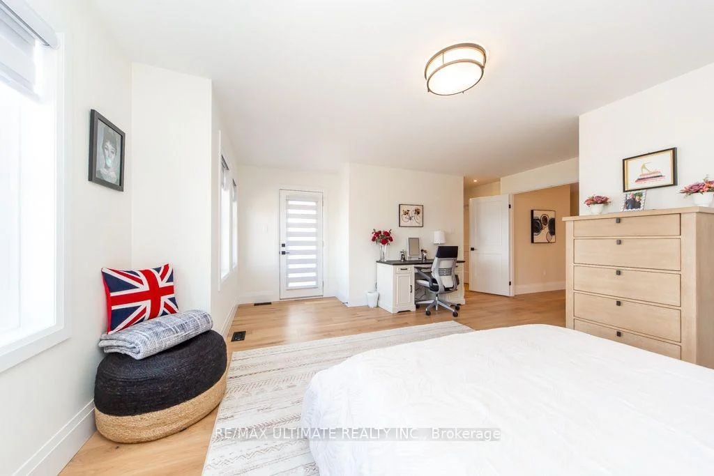 Photo 49 of Unit 6, 100 Watershore Drive, Hamilton, Lakeshore — HOMEH