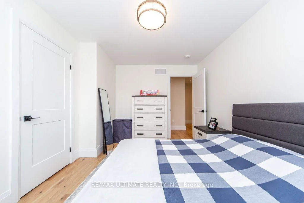 Photo 65 of Unit 6, 100 Watershore Drive, Hamilton, Lakeshore — HOMEH