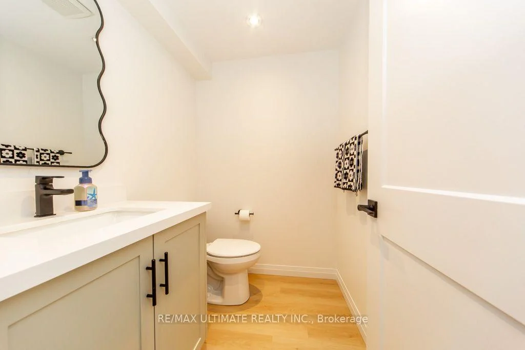 Photo 87 of Unit 6, 100 Watershore Drive, Hamilton, Lakeshore — HOMEH