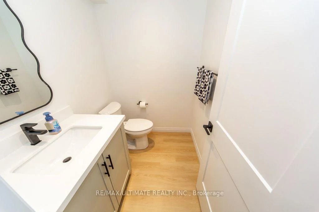 Photo 88 of Unit 6, 100 Watershore Drive, Hamilton, Lakeshore — HOMEH