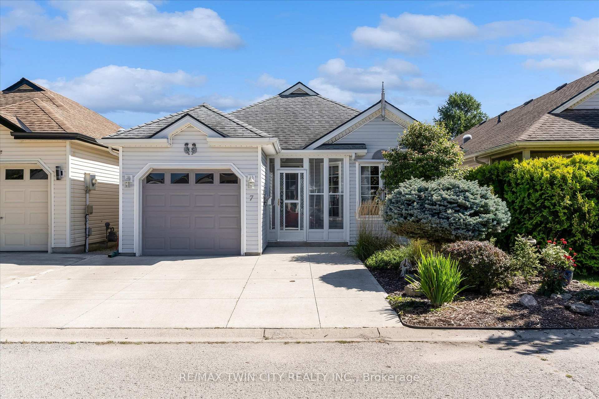 Photo of 7 Aspen Lane