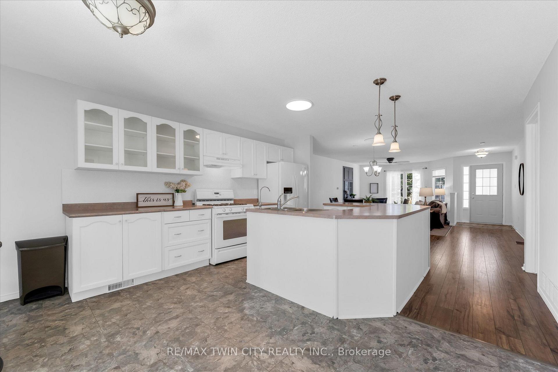 Photo 11 of 7 Aspen Lane, Norfolk, Port Rowan — HOMEH