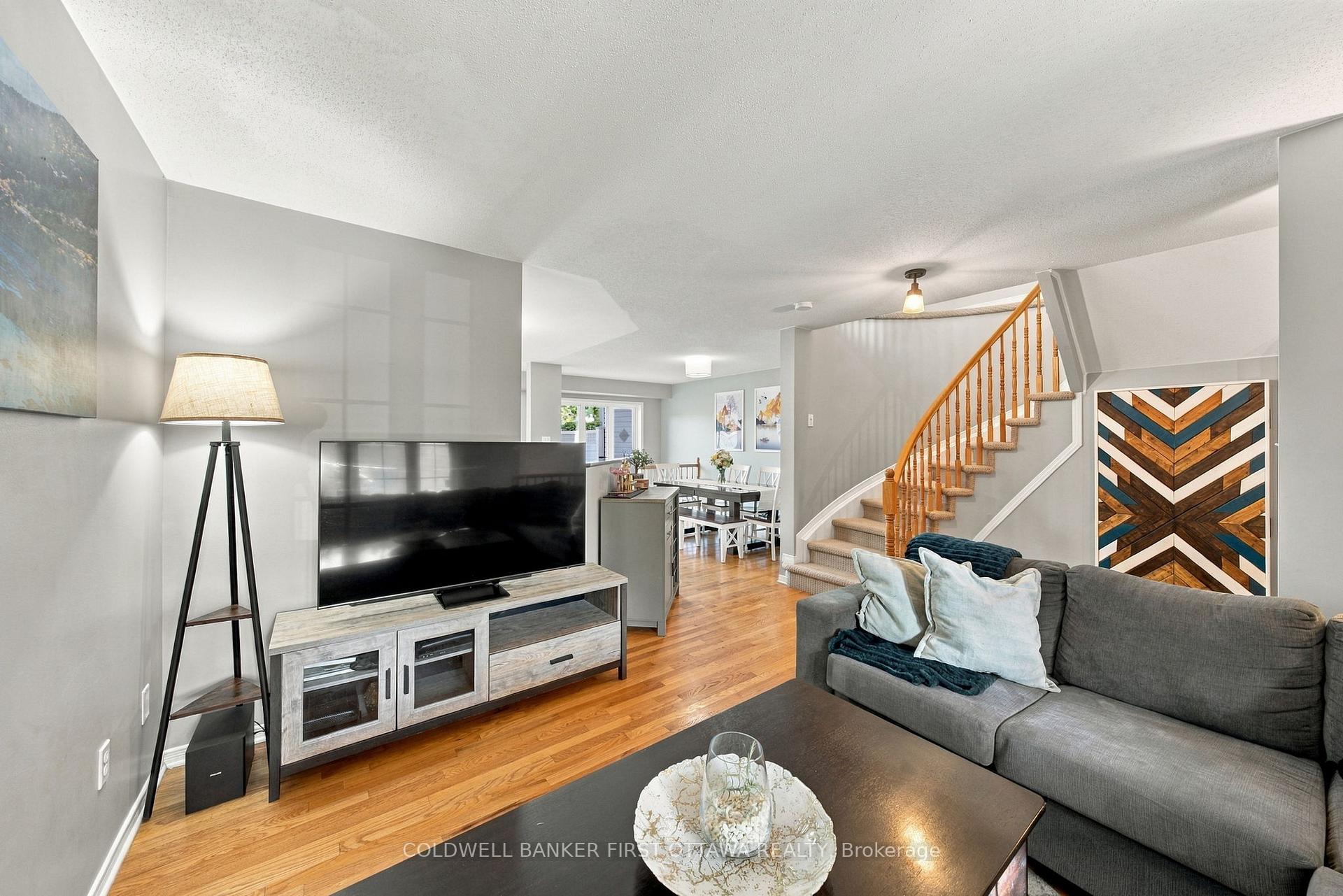 Photo 8 of 50 Cargrove Private, Ottawa, Carson Meadows — HOMEH