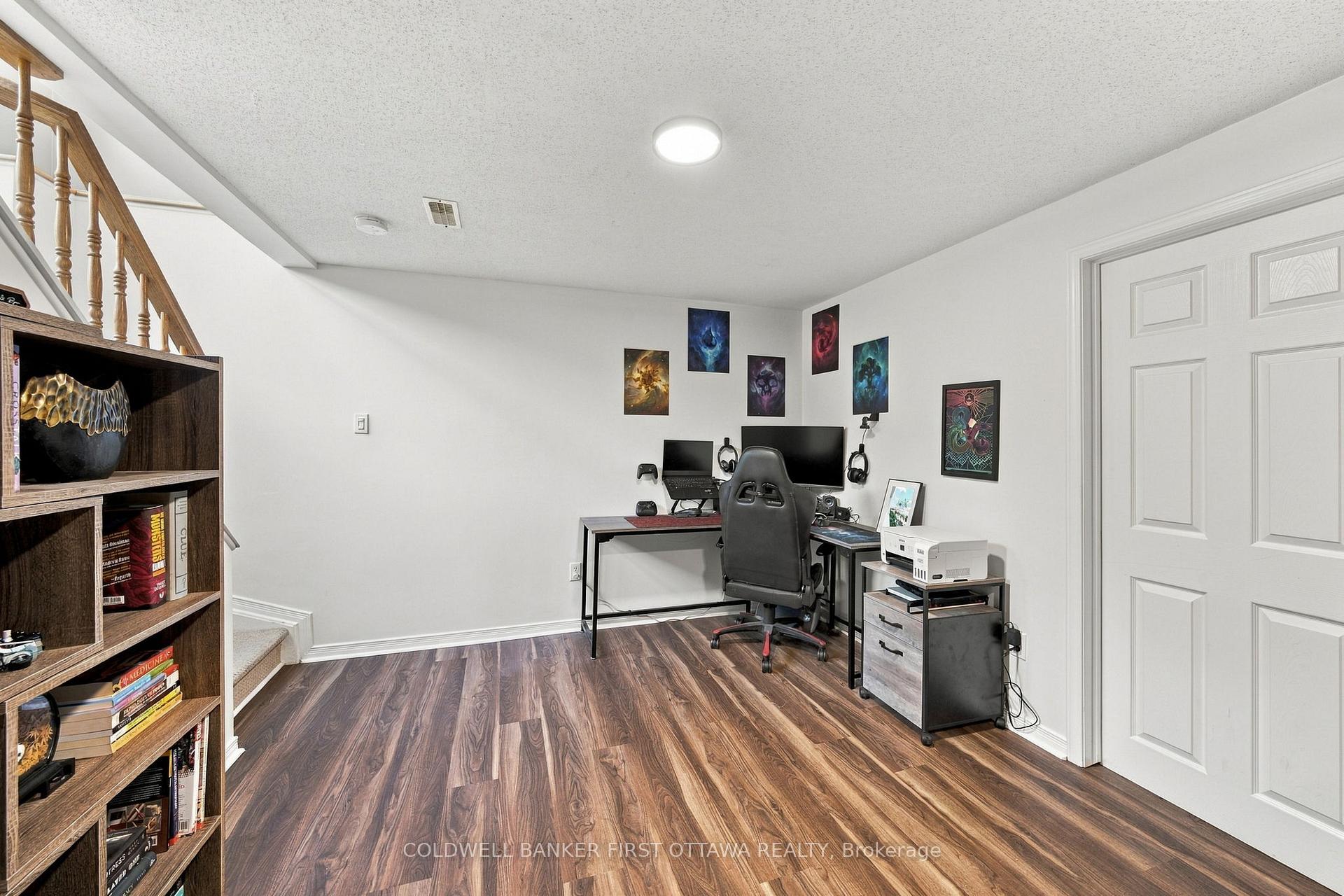 Photo 32 of 50 Cargrove Private, Ottawa, Carson Meadows — HOMEH