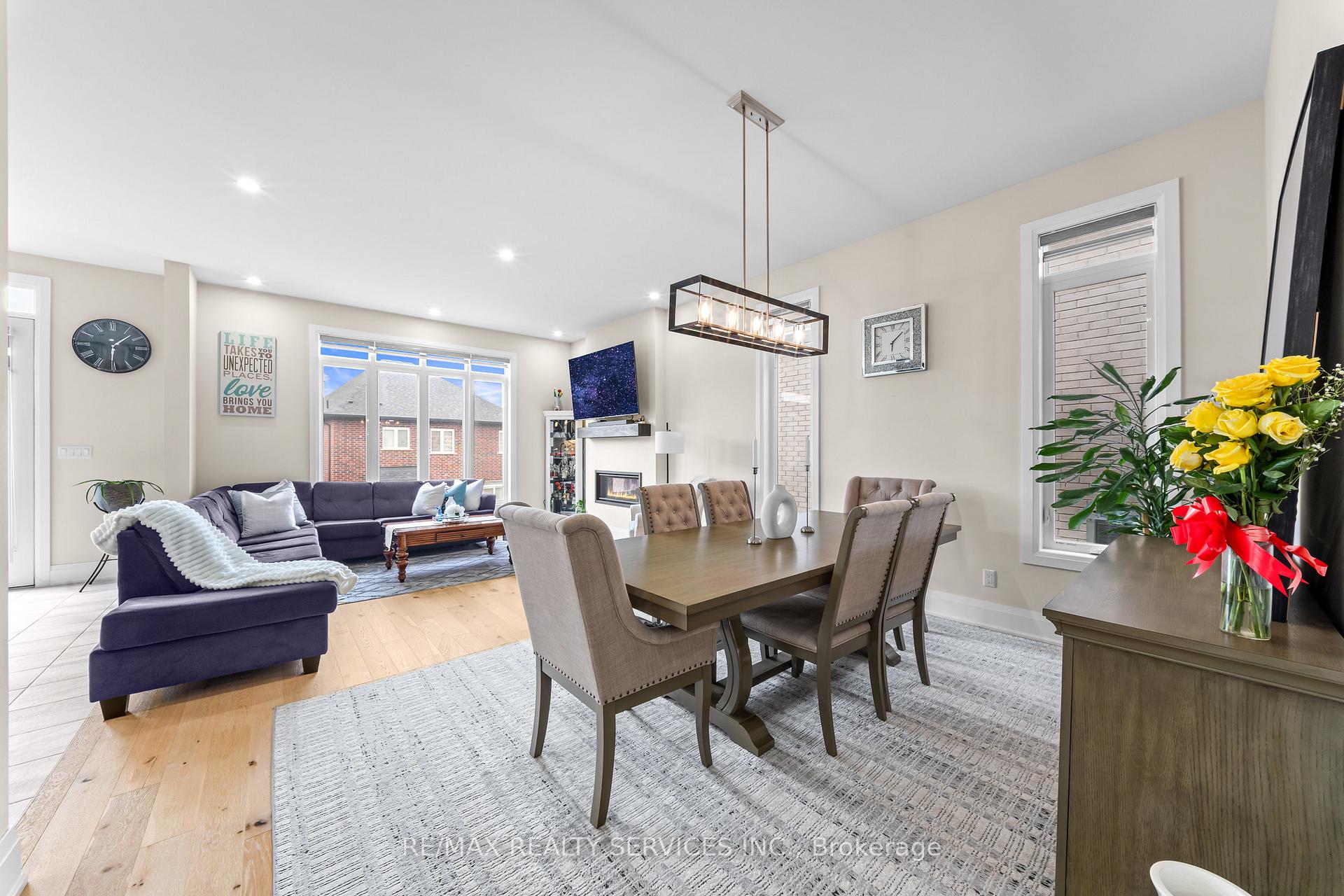 Photo 7 of 130 Pondcliffe Drive, Kitchener, Doon South — HOMEH