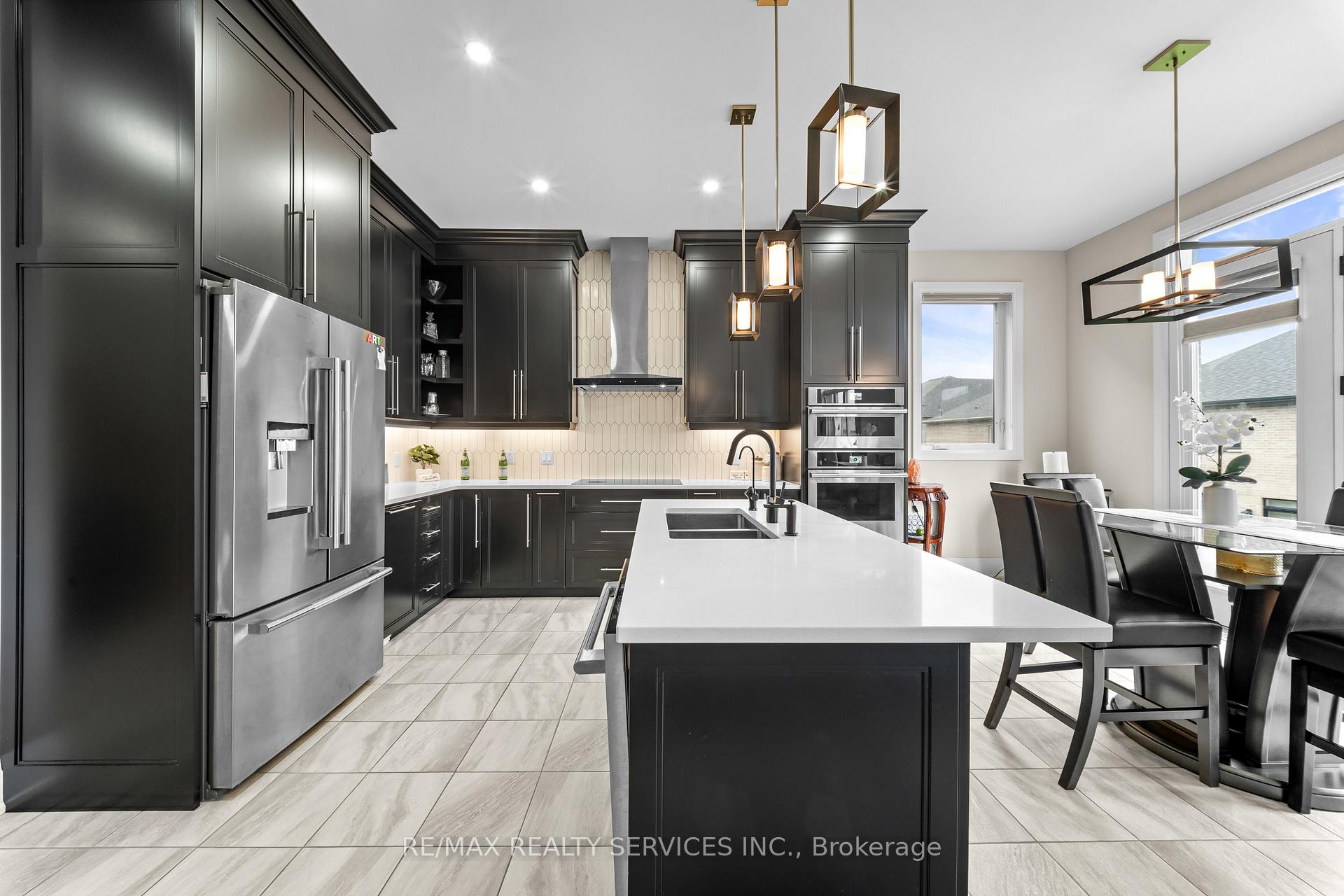 Photo 16 of 130 Pondcliffe Drive, Kitchener, Doon South — HOMEH