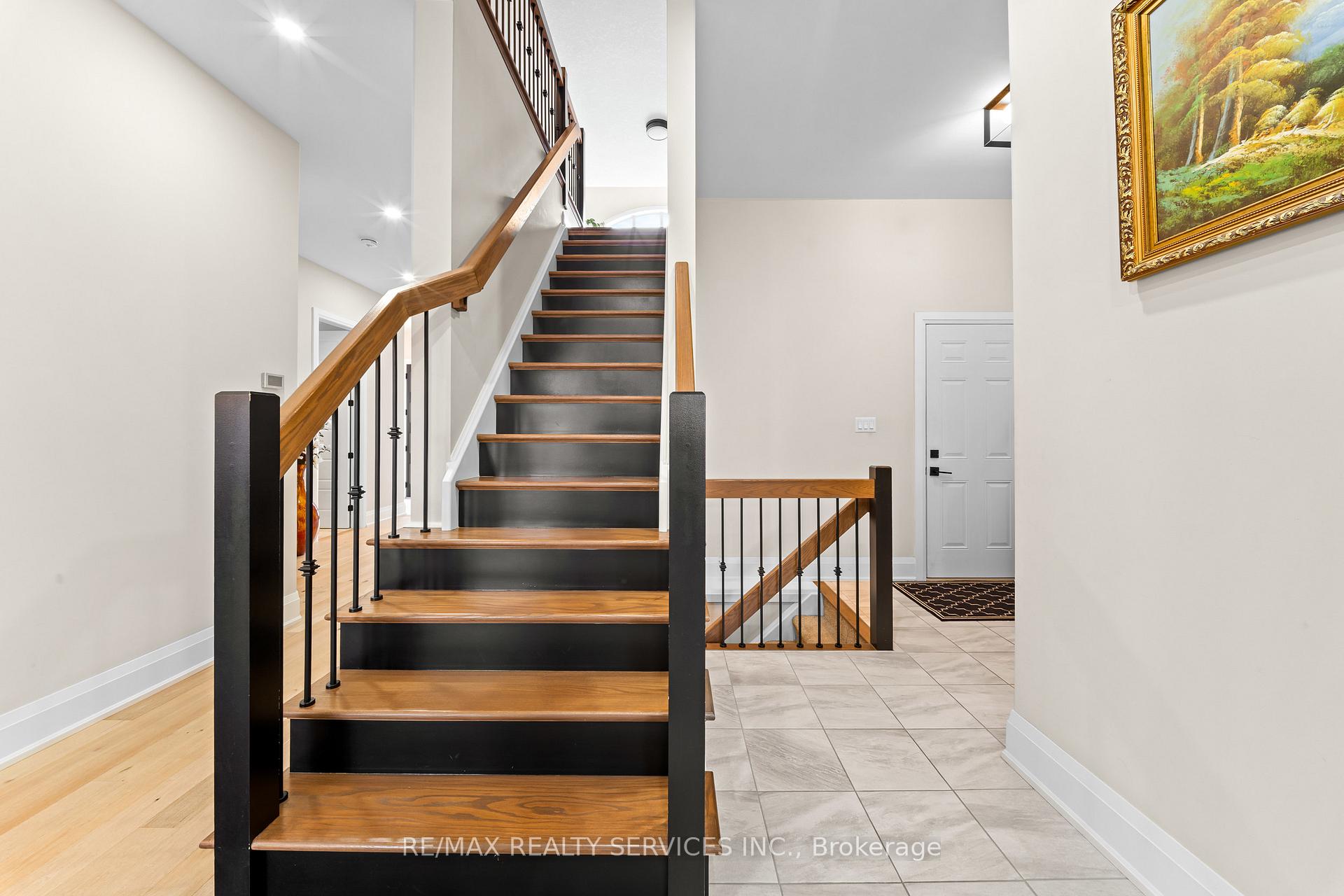 Photo 25 of 130 Pondcliffe Drive, Kitchener, Doon South — HOMEH