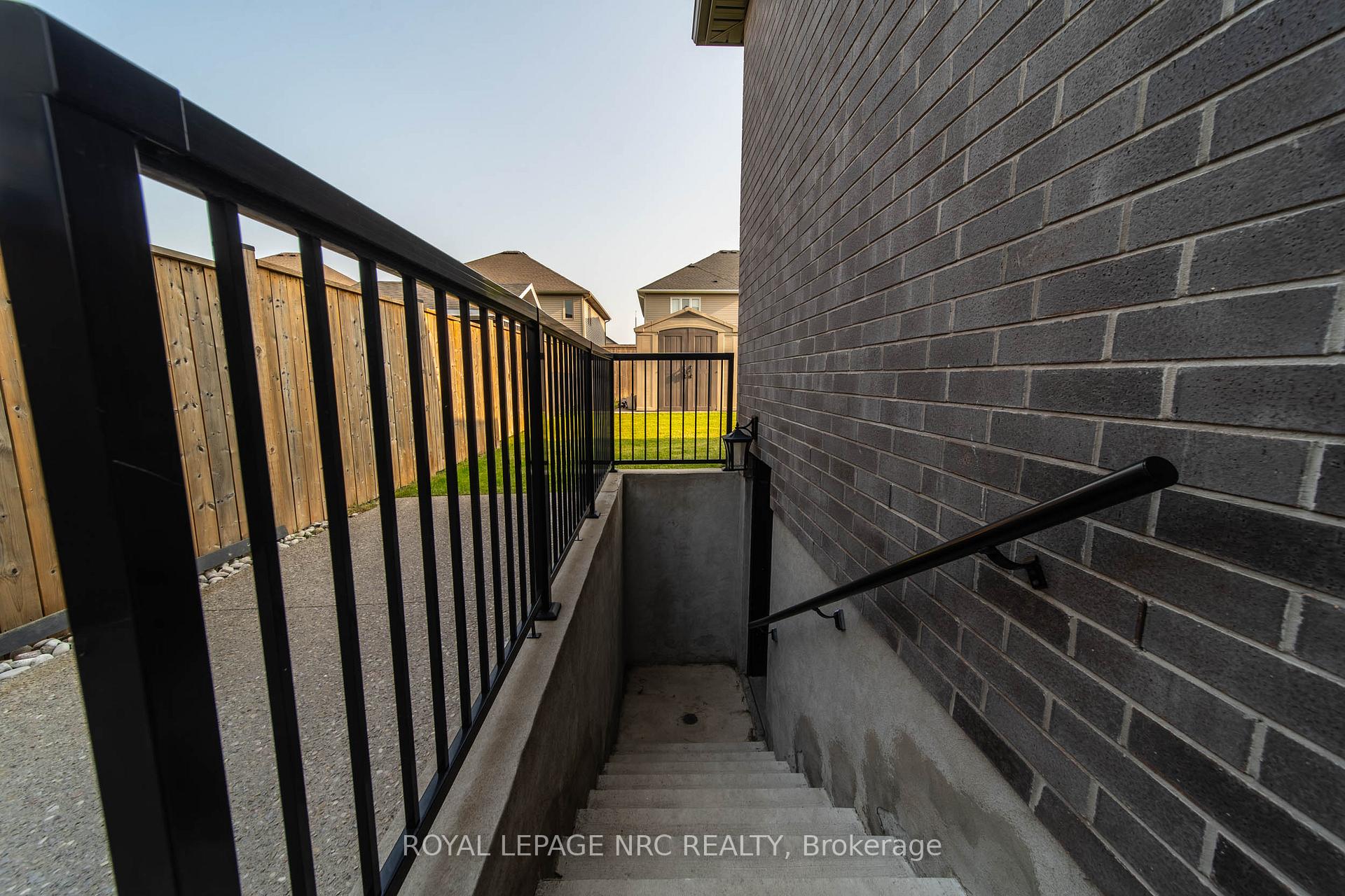 Photo 34 of 5 Autumn Avenue, Thorold, Rolling Meadows — HOMEH