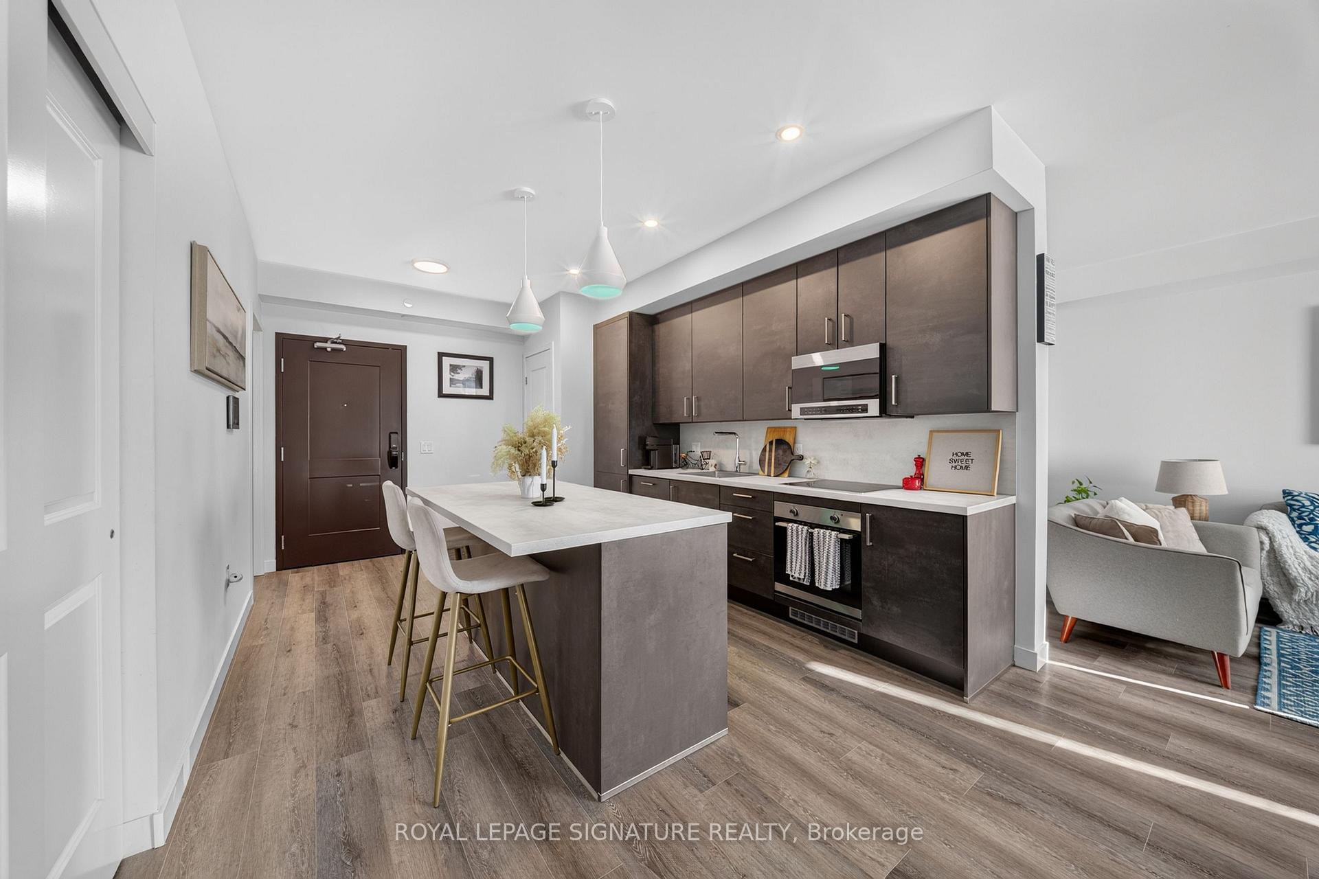Photo 9 of Unit 212, 7549A Kalar Road, Niagara Falls, Brown — HOMEH