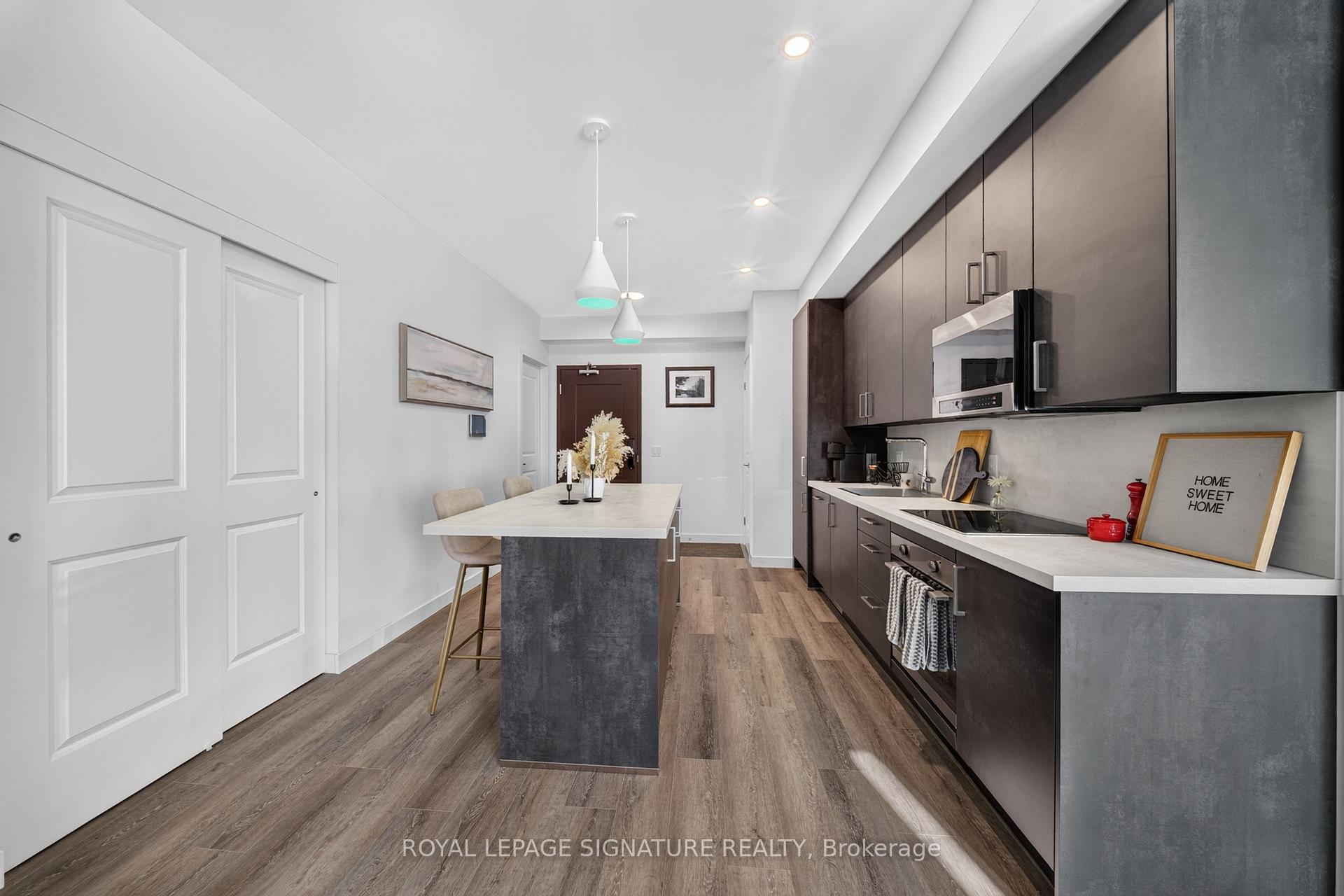 Photo 13 of Unit 212, 7549A Kalar Road, Niagara Falls, Brown — HOMEH