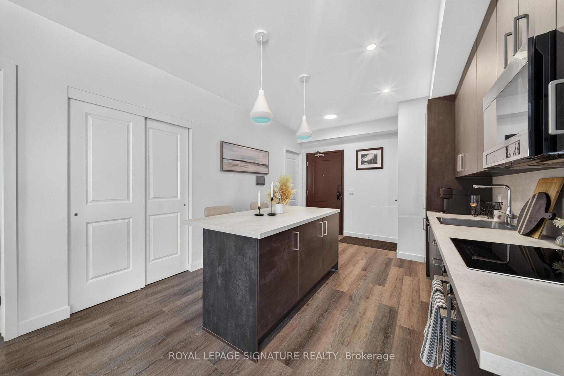 Photo 14 of Unit 212, 7549A Kalar Road, Niagara Falls, Brown — HOMEH