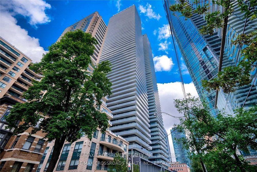 Photo of Unit 4305, 42 Charles Street E