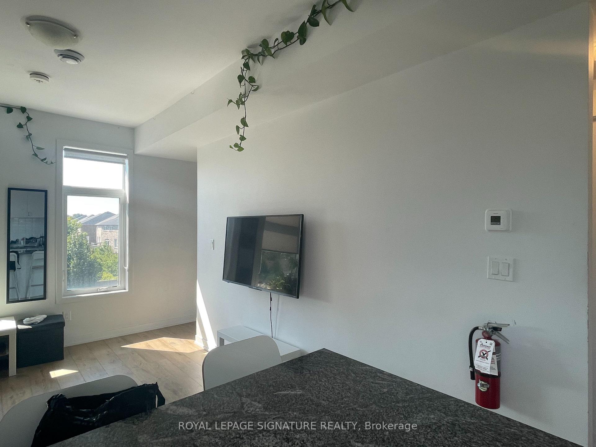 Photo 10 of Unit 95A, 1760 Simcoe Street N, Oshawa, Samac — HOMEH
