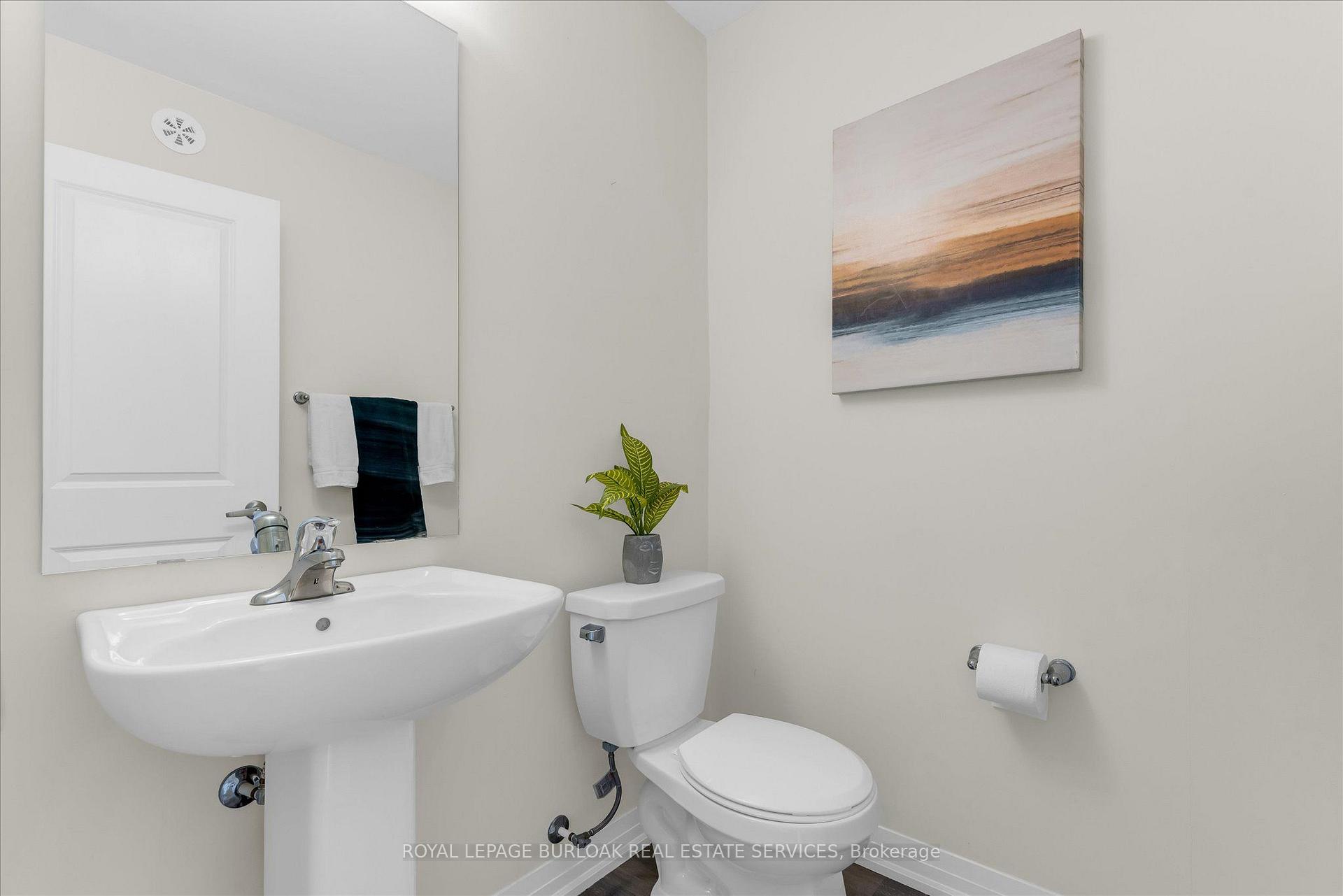 Photo 10 of Unit 24, 185 Bedrock Drive, Hamilton, Stoney Creek Mountain — HOMEH