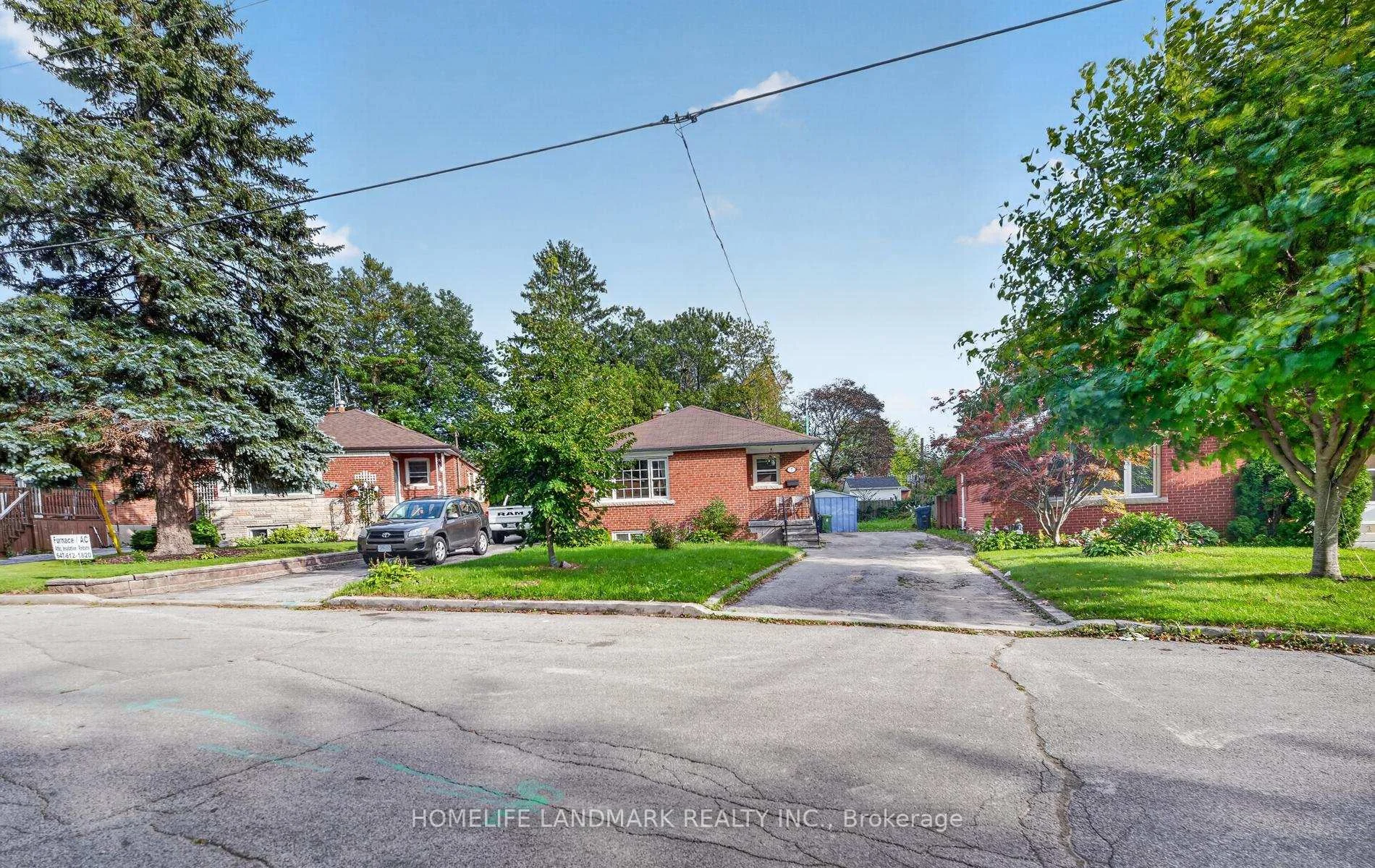 Photo 6 of 7 Baudina Crescent, Scarborough, Birchcliffe-Cliffside — HOMEH