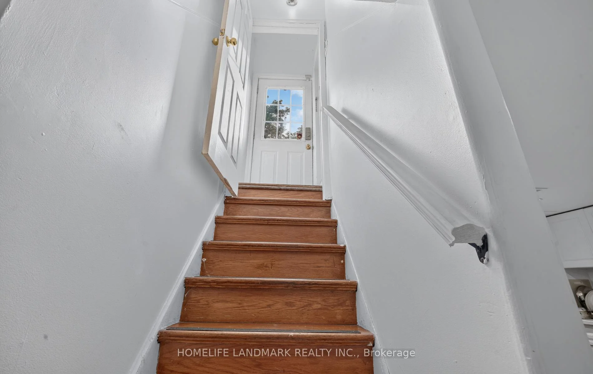 Photo 47 of 7 Baudina Crescent, Scarborough, Birchcliffe-Cliffside — HOMEH