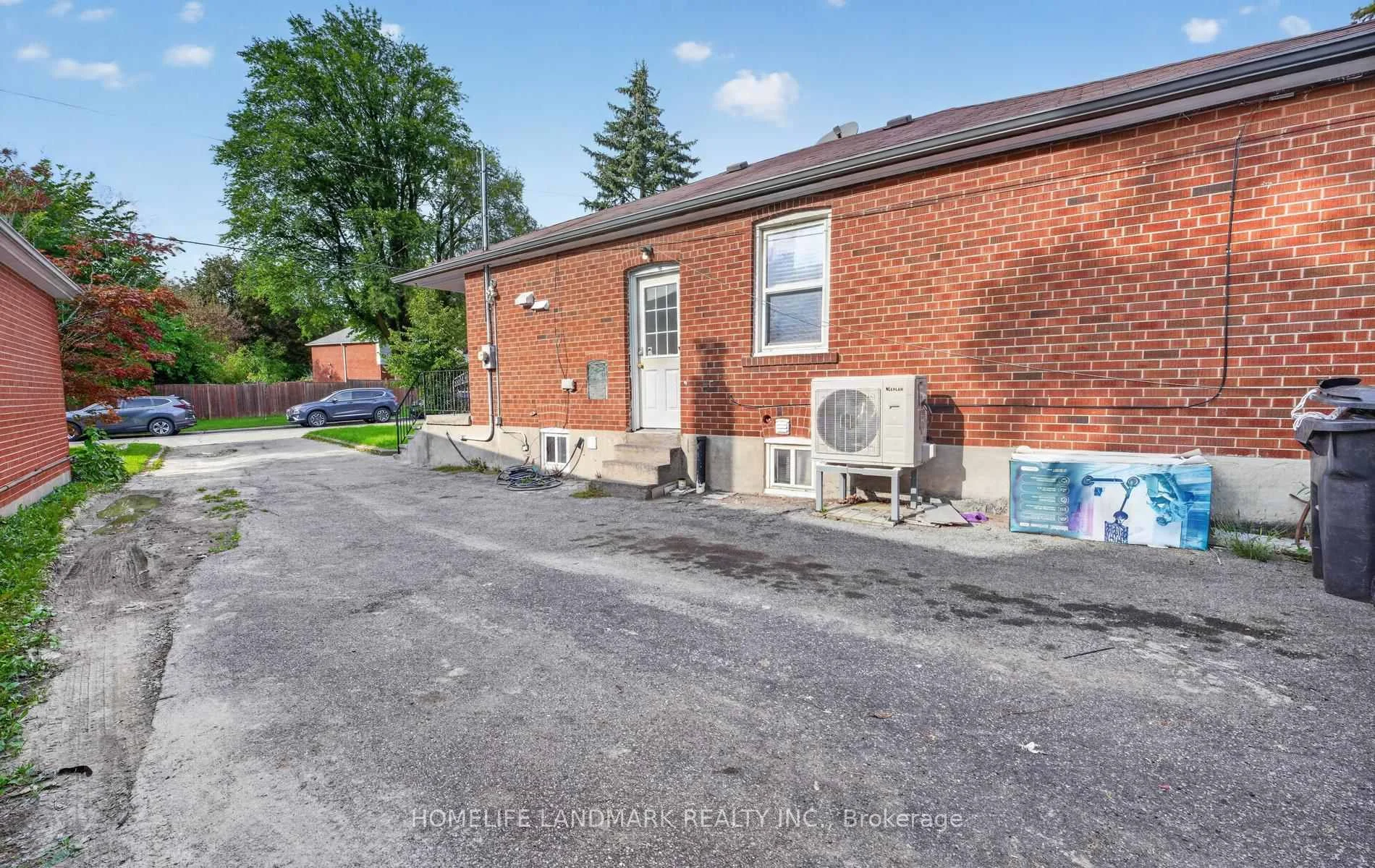 Photo 54 of 7 Baudina Crescent, Scarborough, Birchcliffe-Cliffside — HOMEH