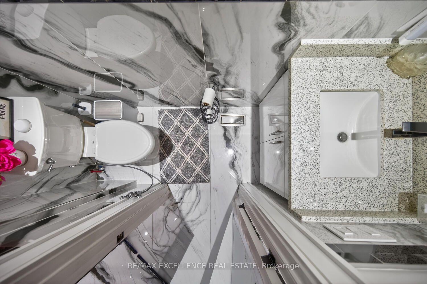 Photo 17 of 442 Pharmacy Avenue S, Scarborough, Clairlea-Birchmount — HOMEH