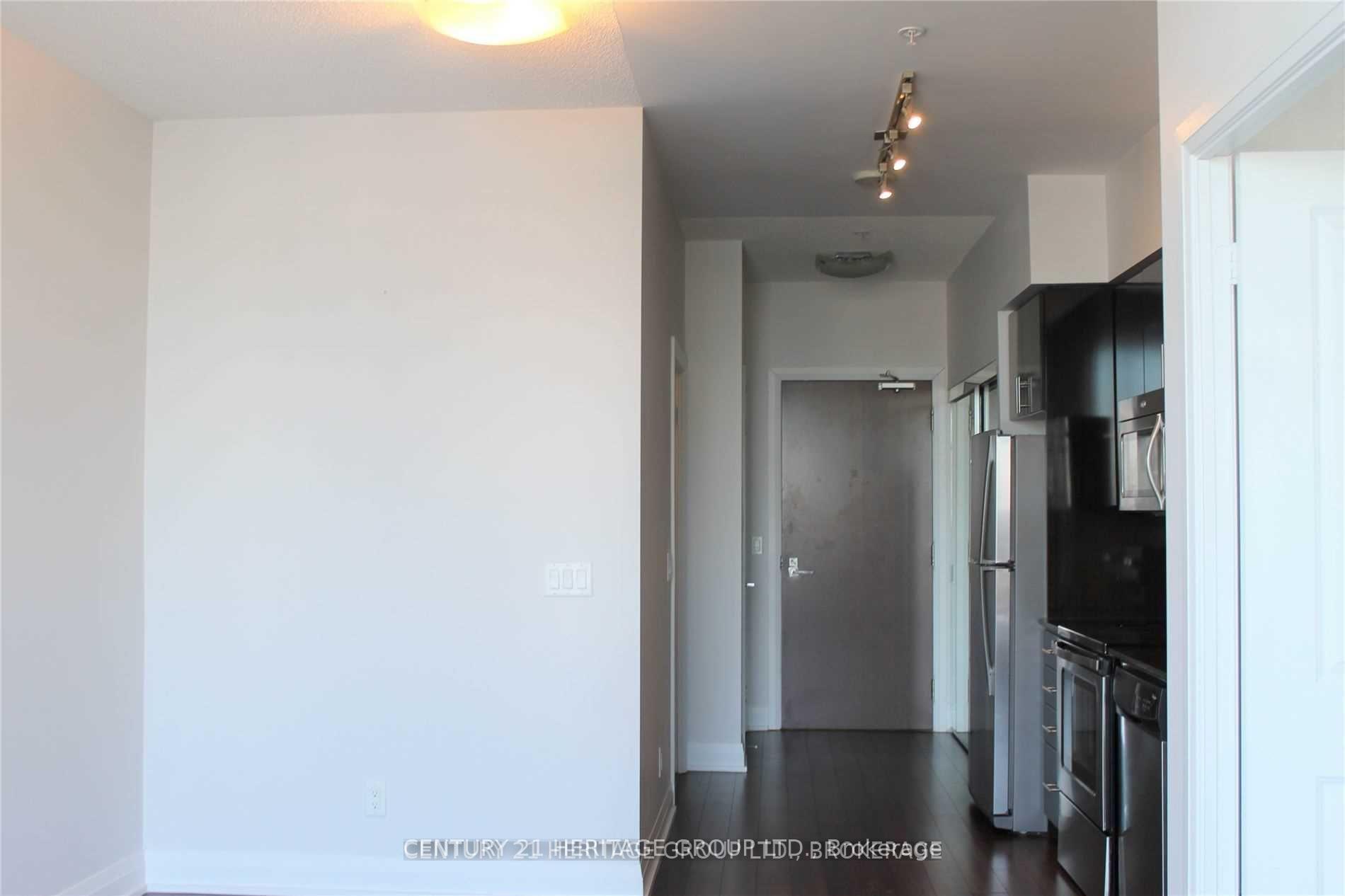 Photo 4 of Unit PH3, 75 North Park Road E, Vaughan, Beverley Glen — HOMEH