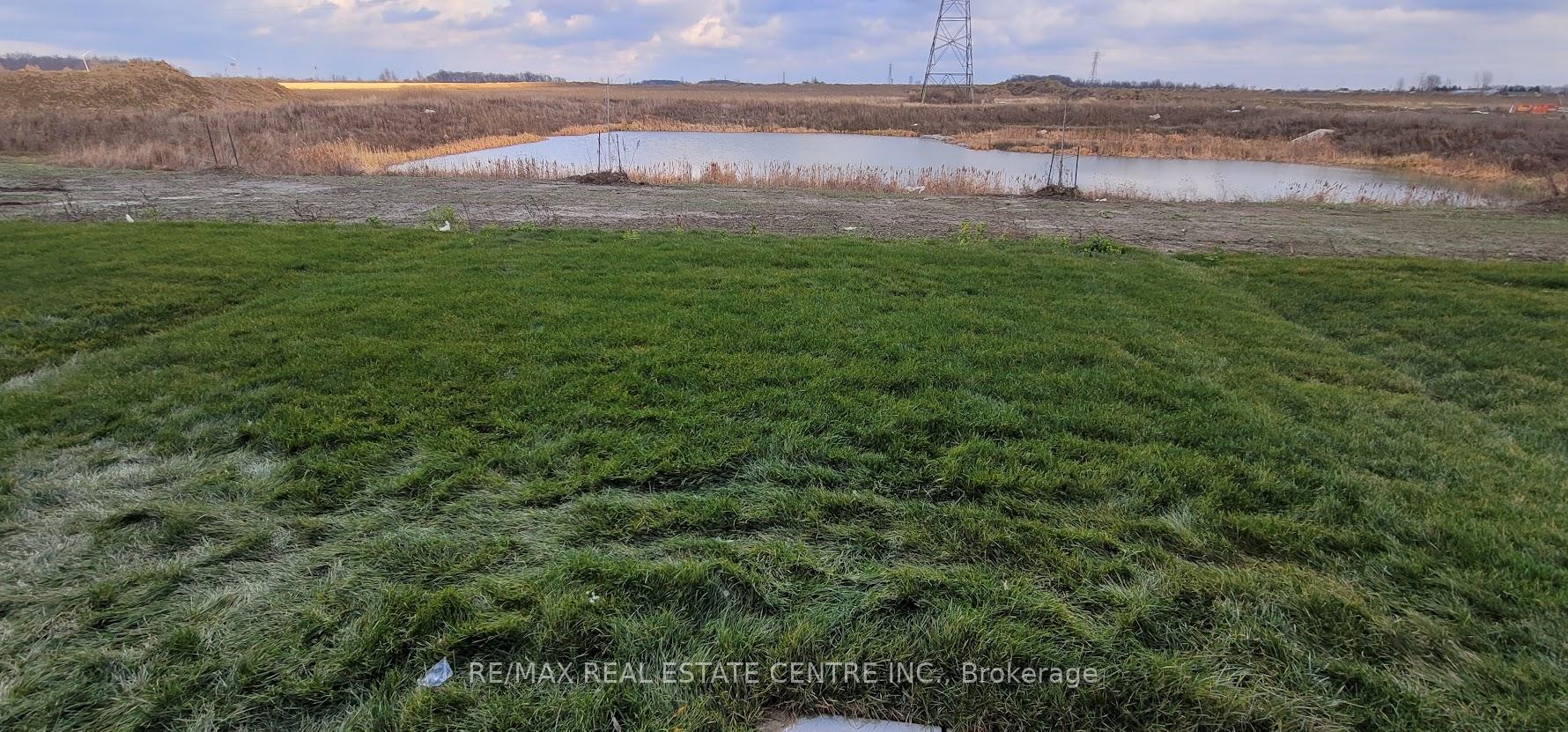 Photo 19 of 386 Barker Parkway, Thorold, Rolling Meadows — HOMEH