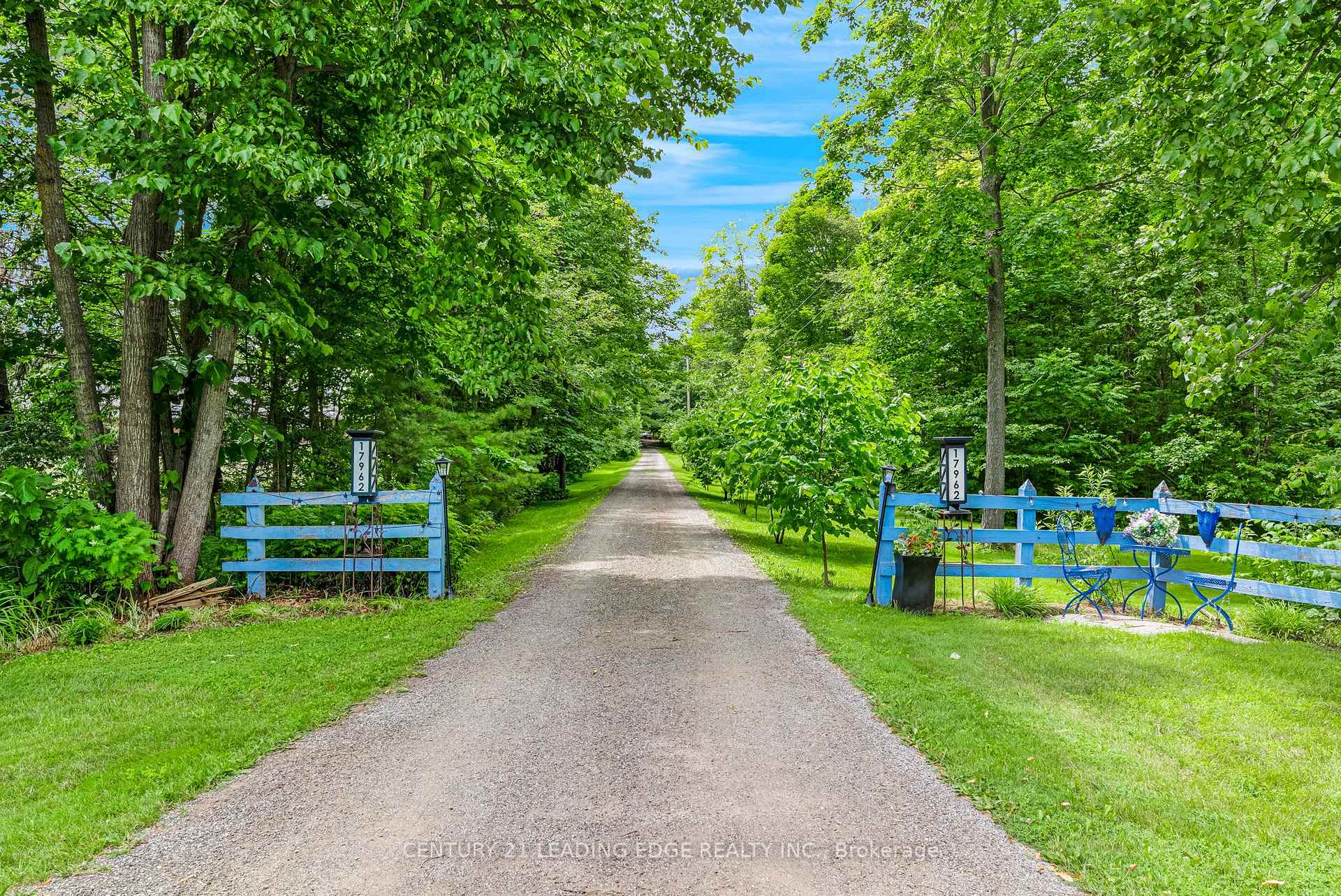 Photo 3 of 17962 9th Line, East Gwillimbury, Rural East Gwillimbury — HOMEH