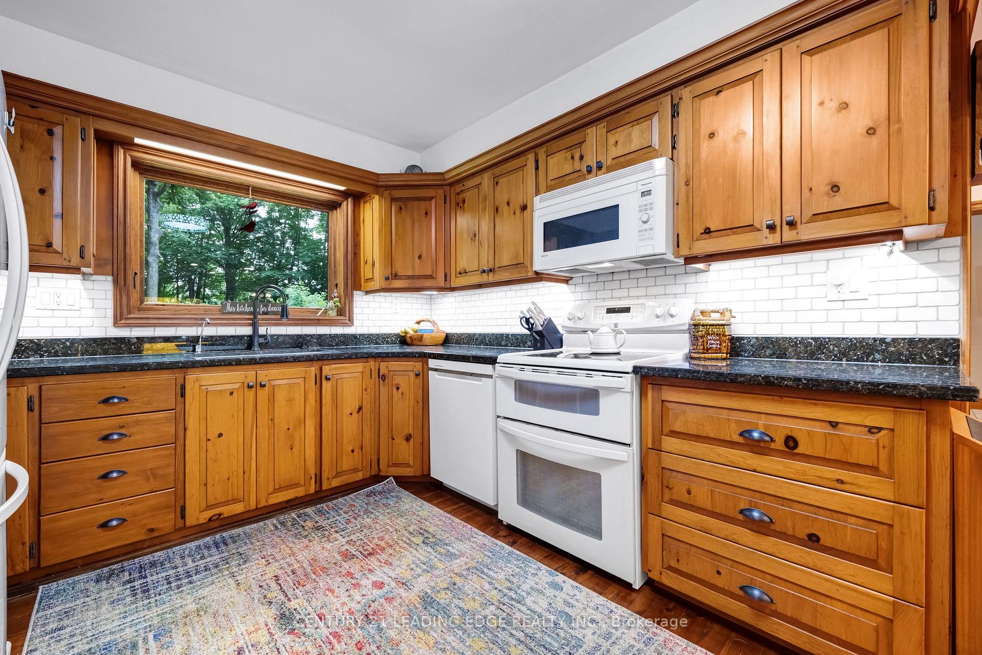 Photo 16 of 17962 9th Line, East Gwillimbury, Rural East Gwillimbury — HOMEH