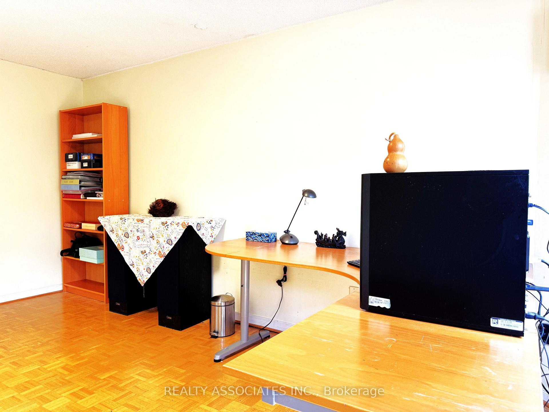 Photo 18 of 46 Lagani Avenue, Richmond Hill, Doncrest — HOMEH