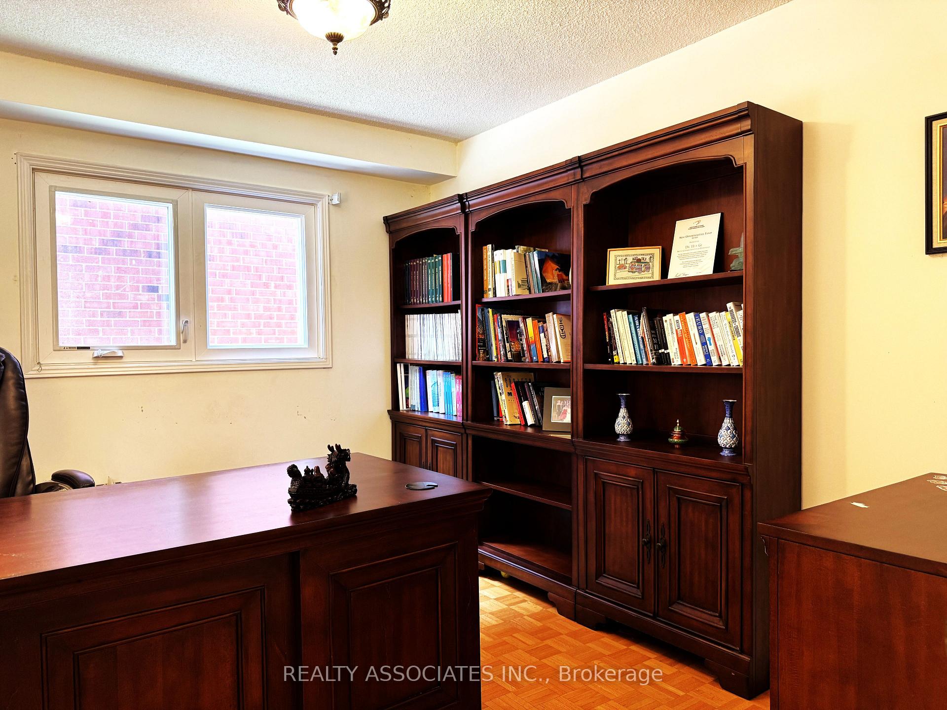 Photo 20 of 46 Lagani Avenue, Richmond Hill, Doncrest — HOMEH