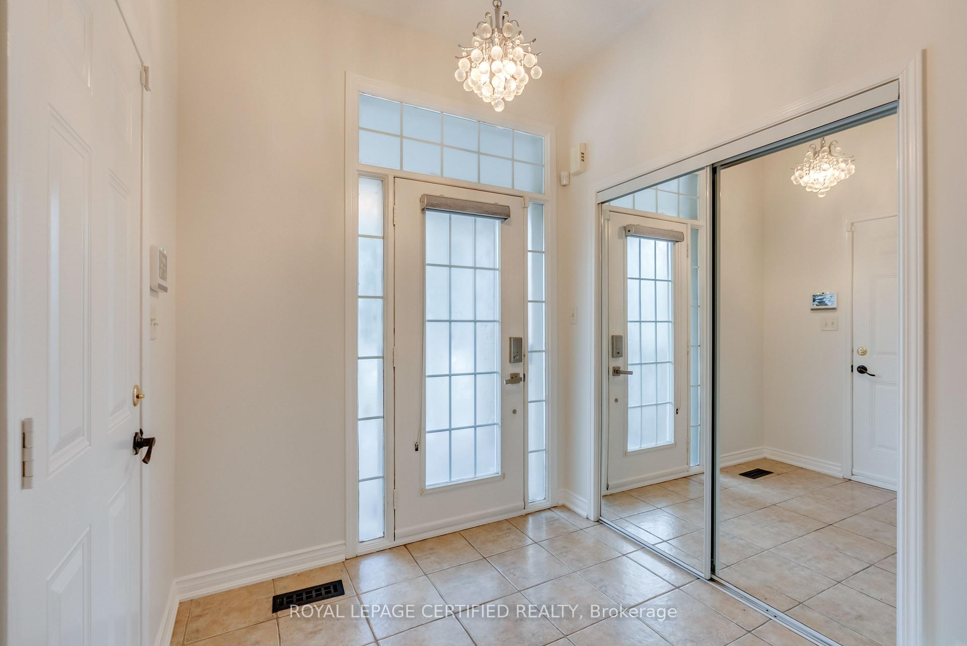 Photo 4 of 3053 Ferguson Drive, Burlington, Alton — HOMEH
